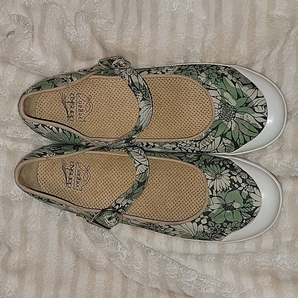DANSKO Vegan VALERIE Green Floral Comfort Shoe size 11/42 - Picture 1 of 5